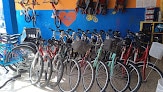 Negocio Bikesandbeach Bicis Y Patinetes - Venta Y Reparación De Bicicletas Y Patinetes